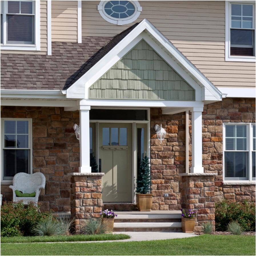 Outdoor Downward or Upward Coach Light Fixture - White with Clear Glass, 14-3/4"