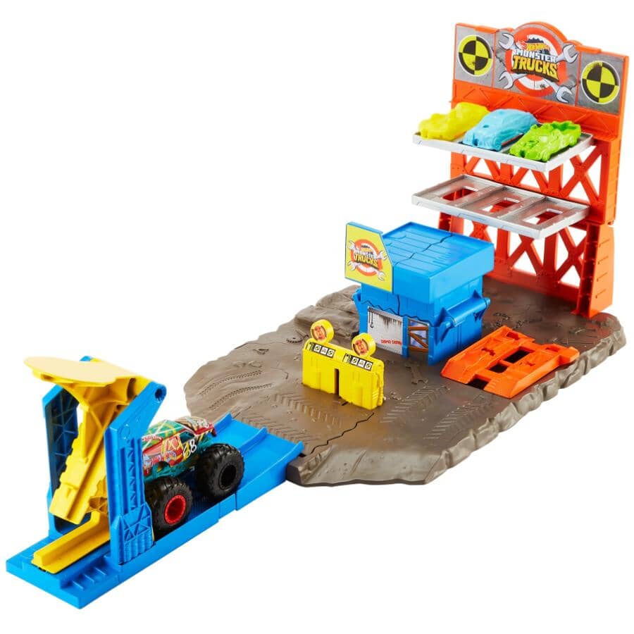 Hot Wheels Monster Trucks Blast Station Playset