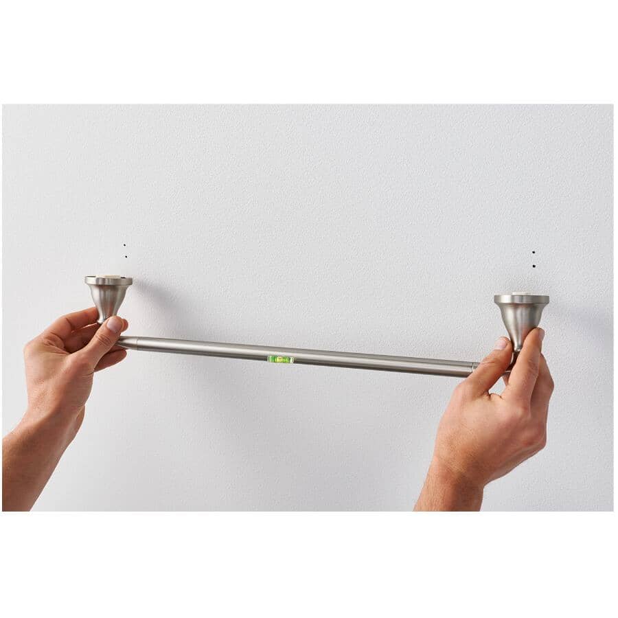 18" Hilliard Towel Bar - Brushed Nickel