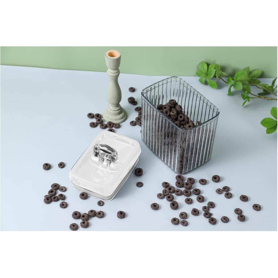 Plastic Rectangular Storage Airtight Container with Lid - 1,500 ml
