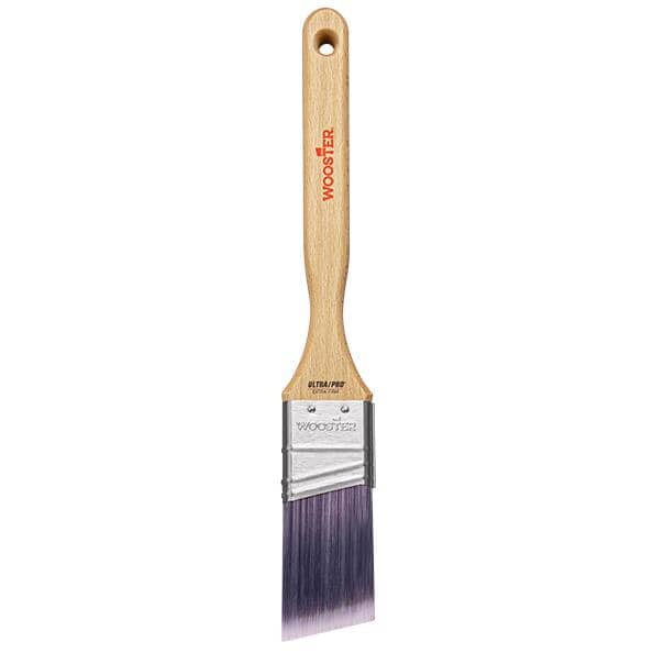 Ultra / Pro Angular Nylon Paint Brush - Extra-Firm, 1.5"/38 mm