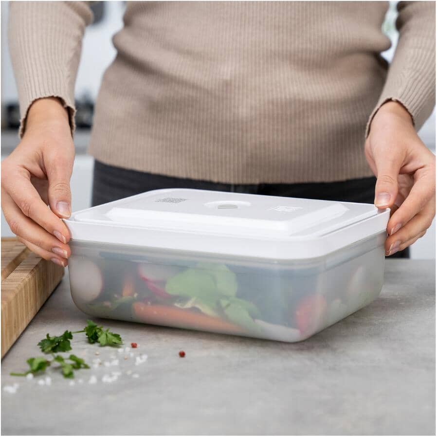 Fresh & Save Plastic Vacuum Large Fridge Container