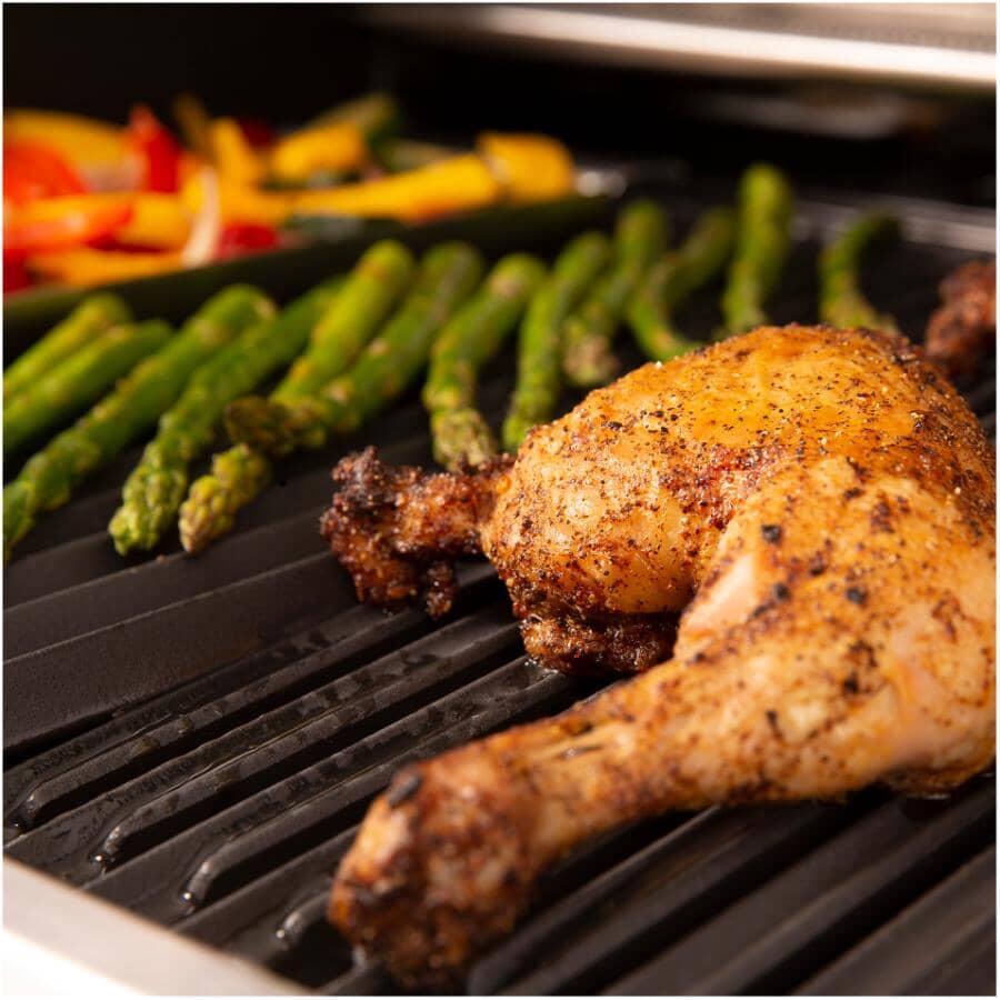 Crown S440 Propane BBQ - 4 Burner + Side Burner