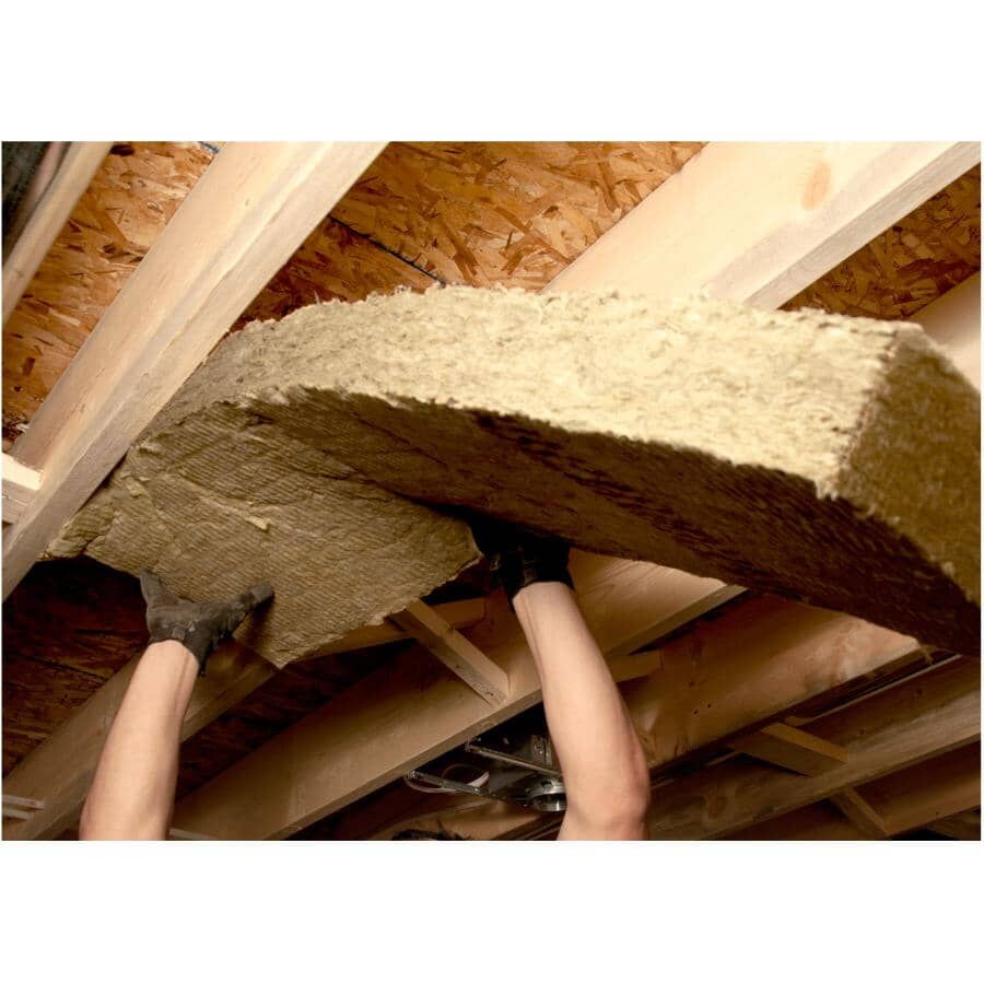 R14 x 24" Comfortbatt Steel Stud Insulation, covers 64.7 sq. ft.