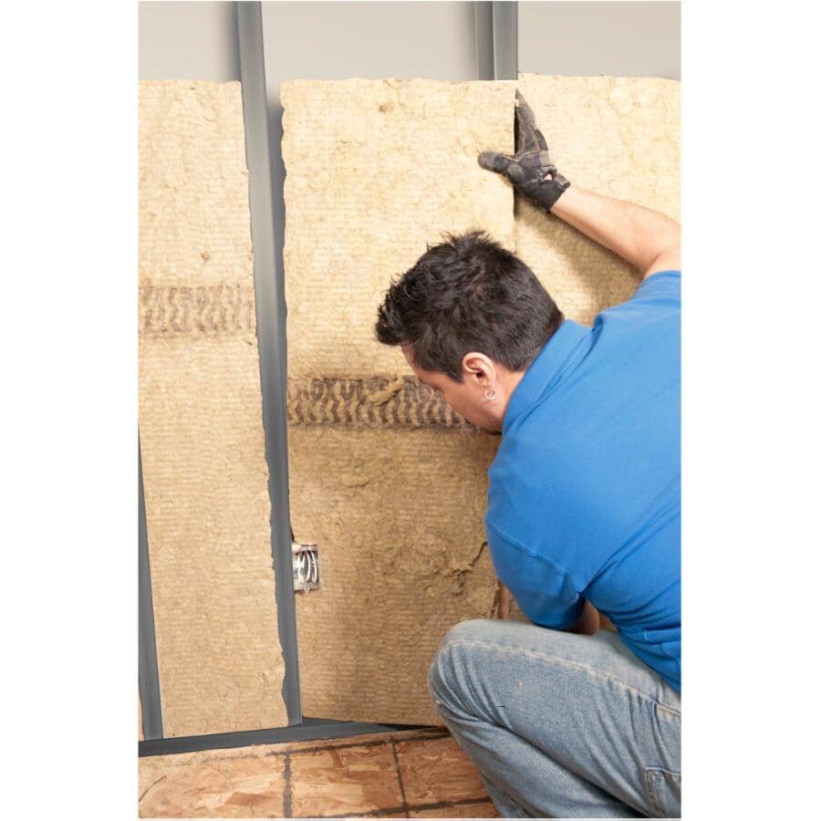 R14 x 24" Comfortbatt Steel Stud Insulation, covers 64.7 sq. ft.