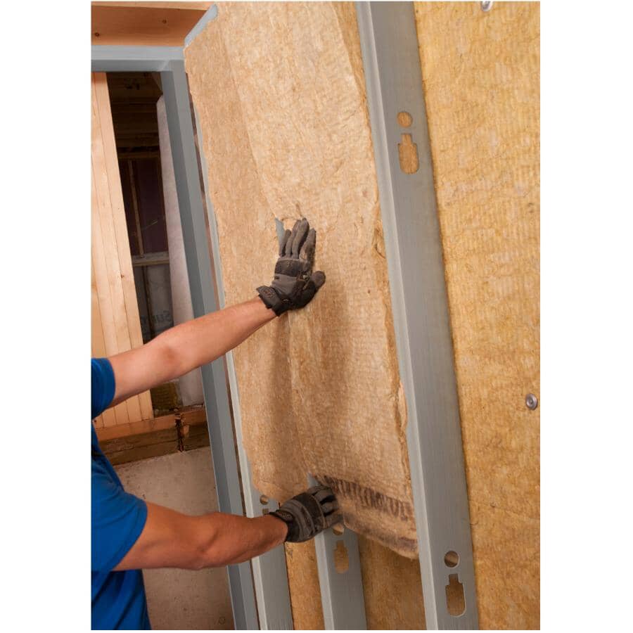 R14 x 24" Comfortbatt Steel Stud Insulation, covers 64.7 sq. ft.