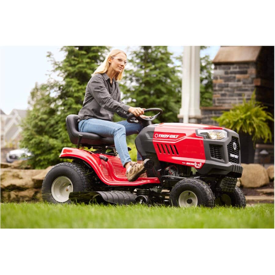 Bronco 547cc 42" Foot AutoDrive Gas Riding Lawn Mower